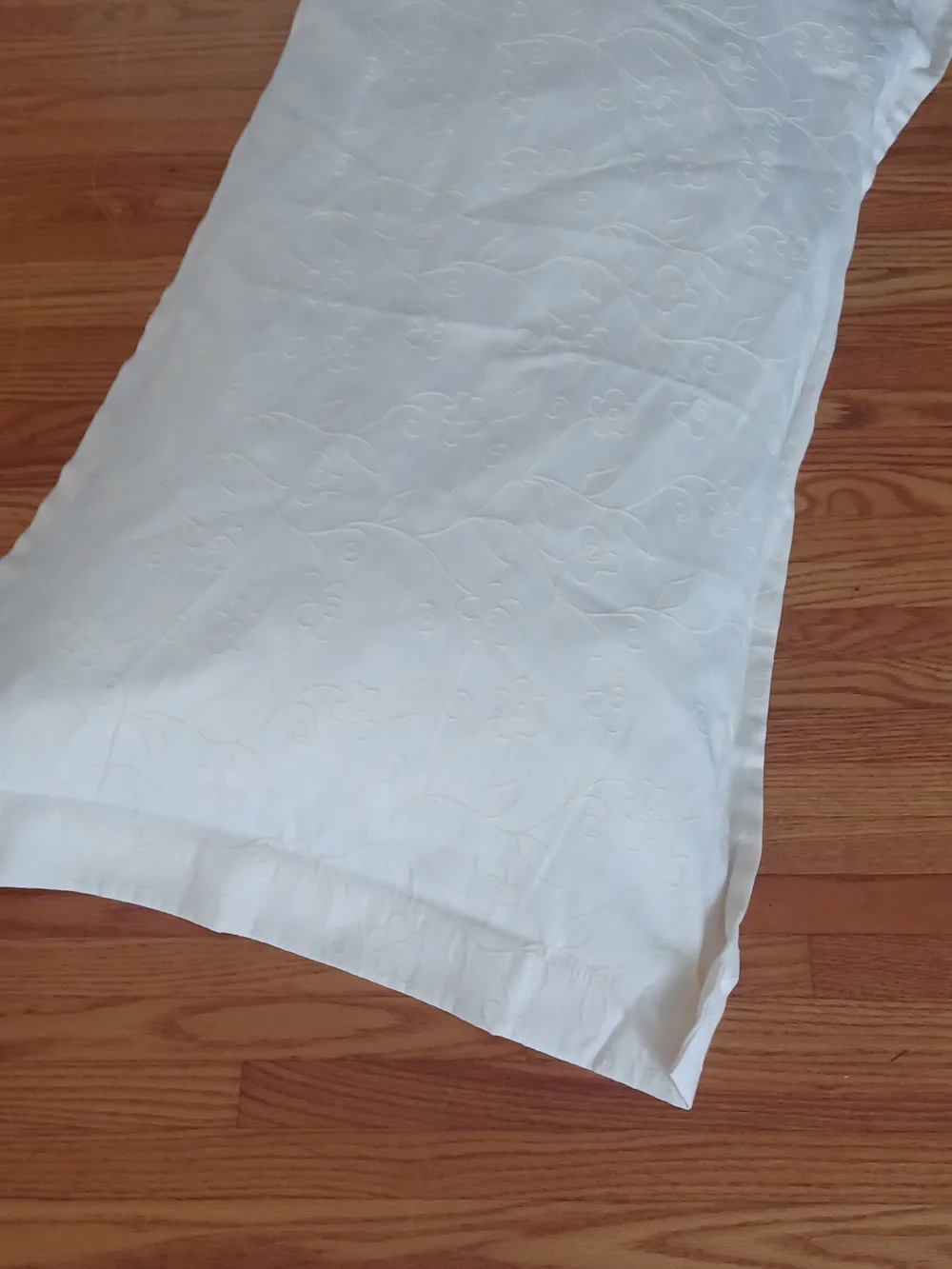 Soft Embroidered Floral Cream Bedding Topper